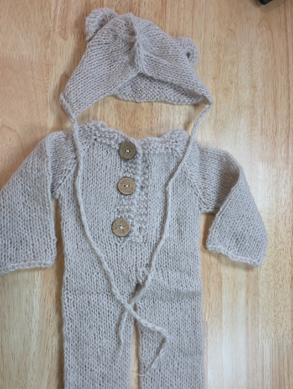 Newborn photography bear and hat outfit